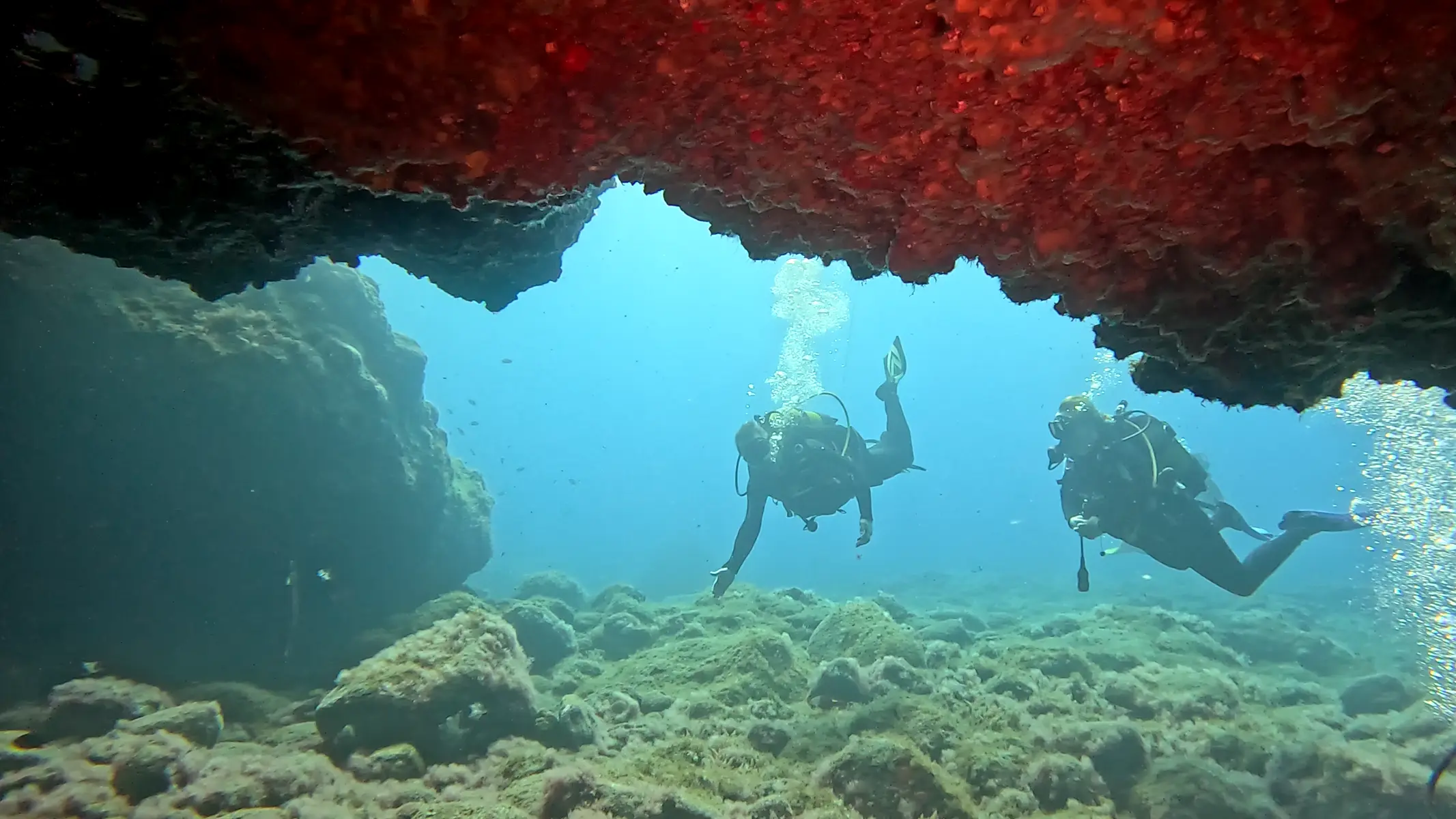 Barranco Seco Arch dive site